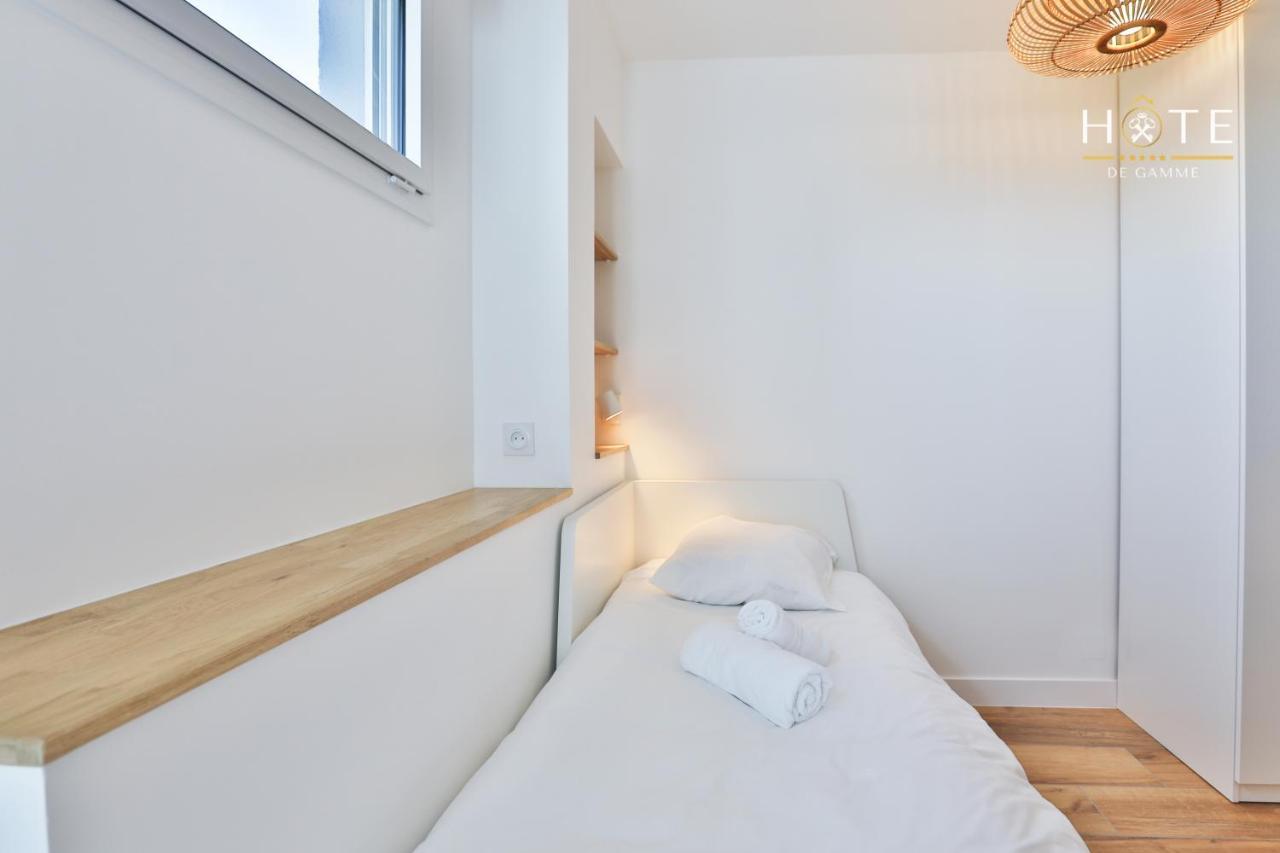 Appartement De Caractere, Superbe Vue Mer 280° La Chaume Kültér fotó