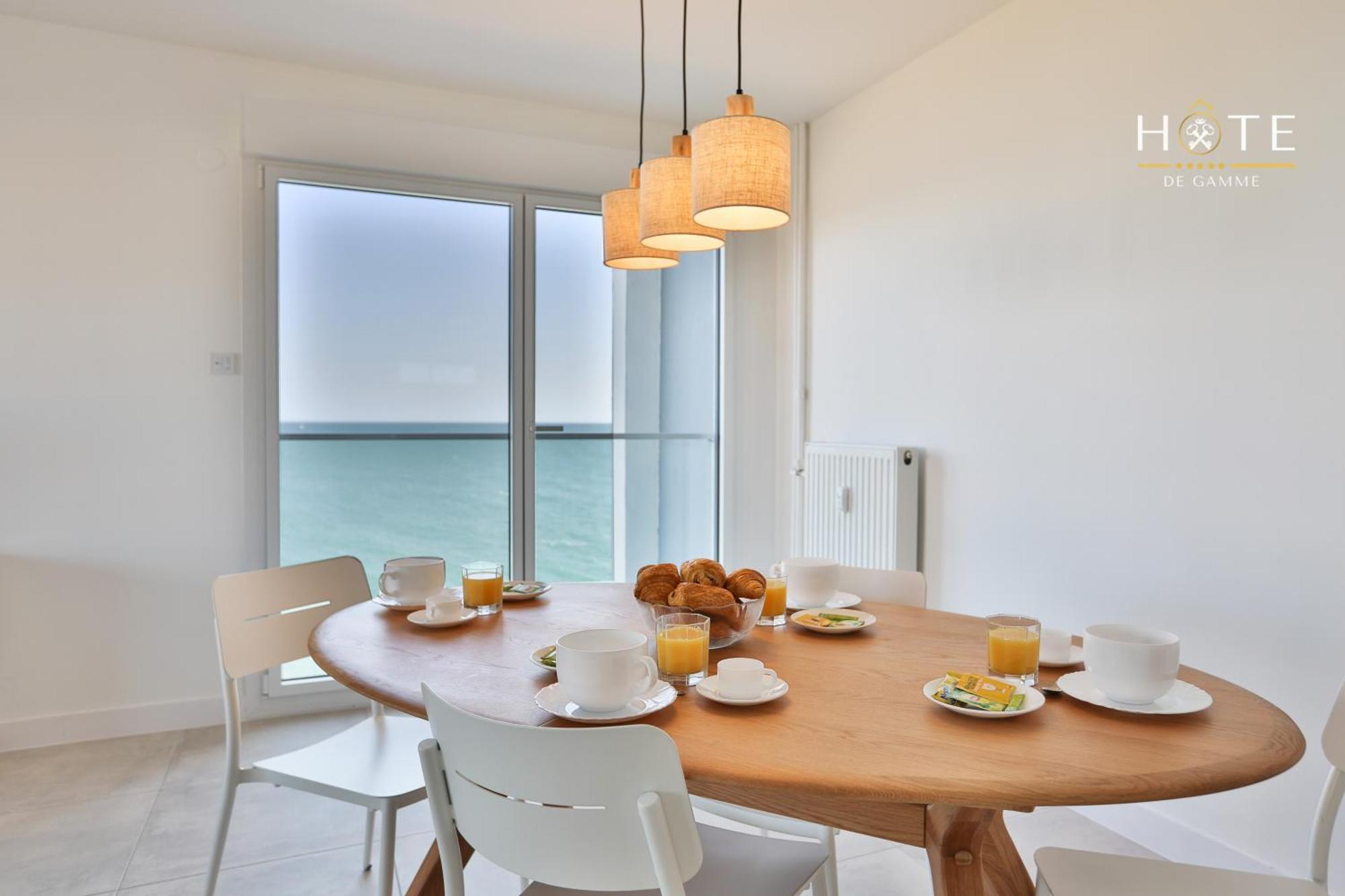 Appartement De Caractere, Superbe Vue Mer 280° La Chaume Kültér fotó
