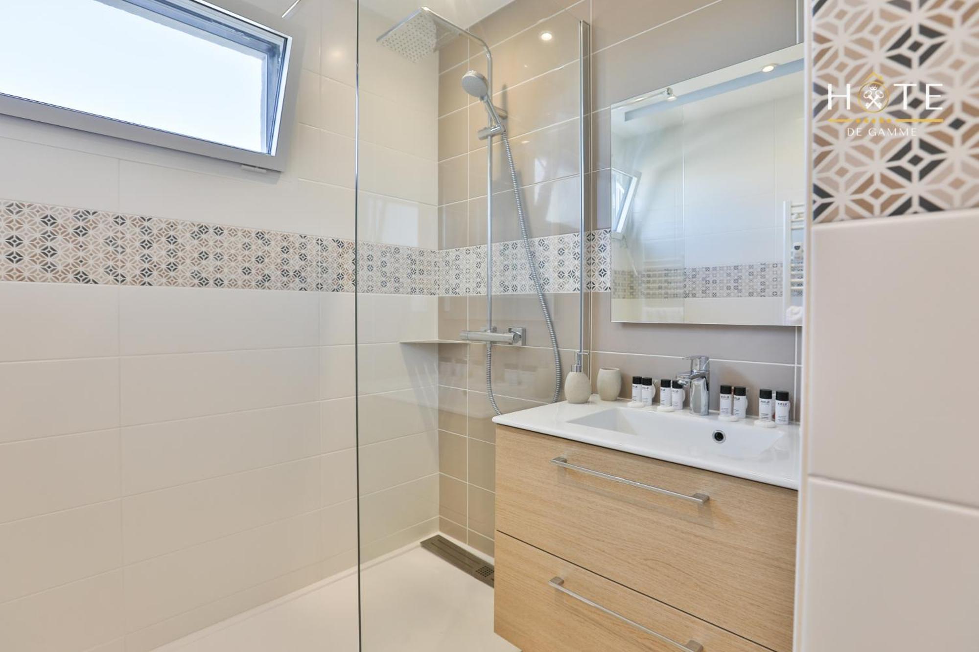 Appartement De Caractere, Superbe Vue Mer 280° La Chaume Kültér fotó